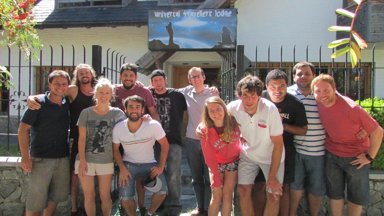 Universal Traveller'S Hostel San Carlos de Bariloche Esterno foto
